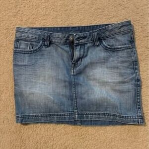 Buffalo Denim Skirt 27